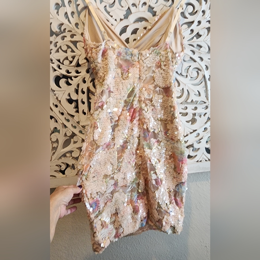BELLA BERNETT MINI SEQUINS PINK SPARKLY DRESS ADJUSTABLE STRAPS SIZE MEDIUM - Picture 12 of 13